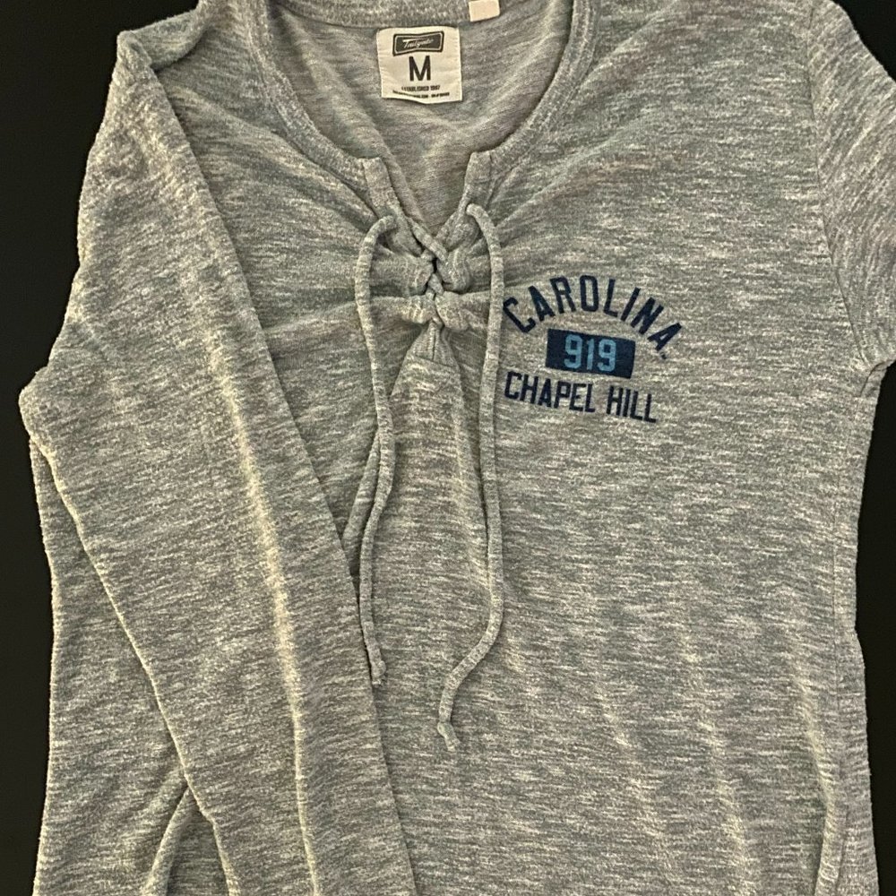 Tailgate University of North Carolina Long Sleeve Shirt - Medium